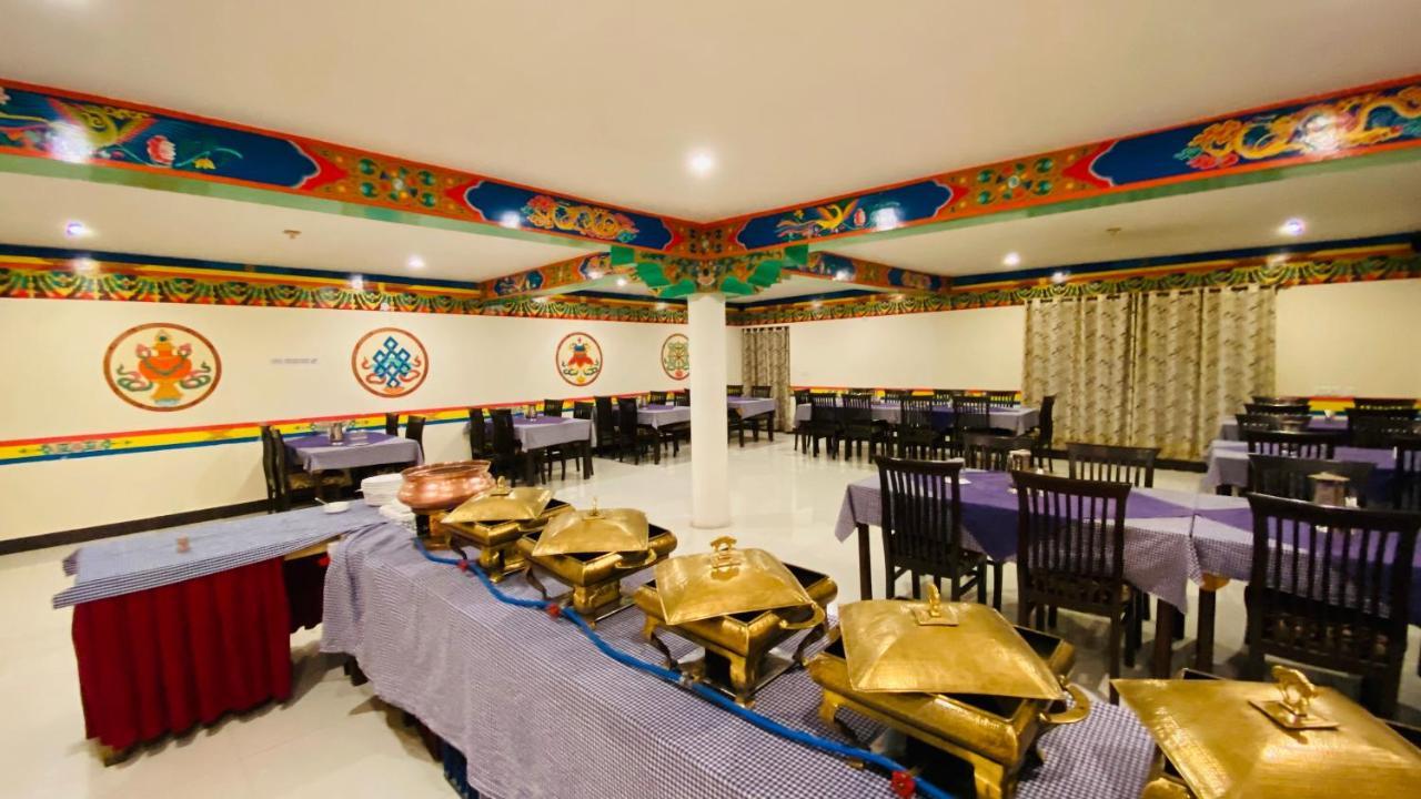 Hotel Palam Hills 레 외부 사진