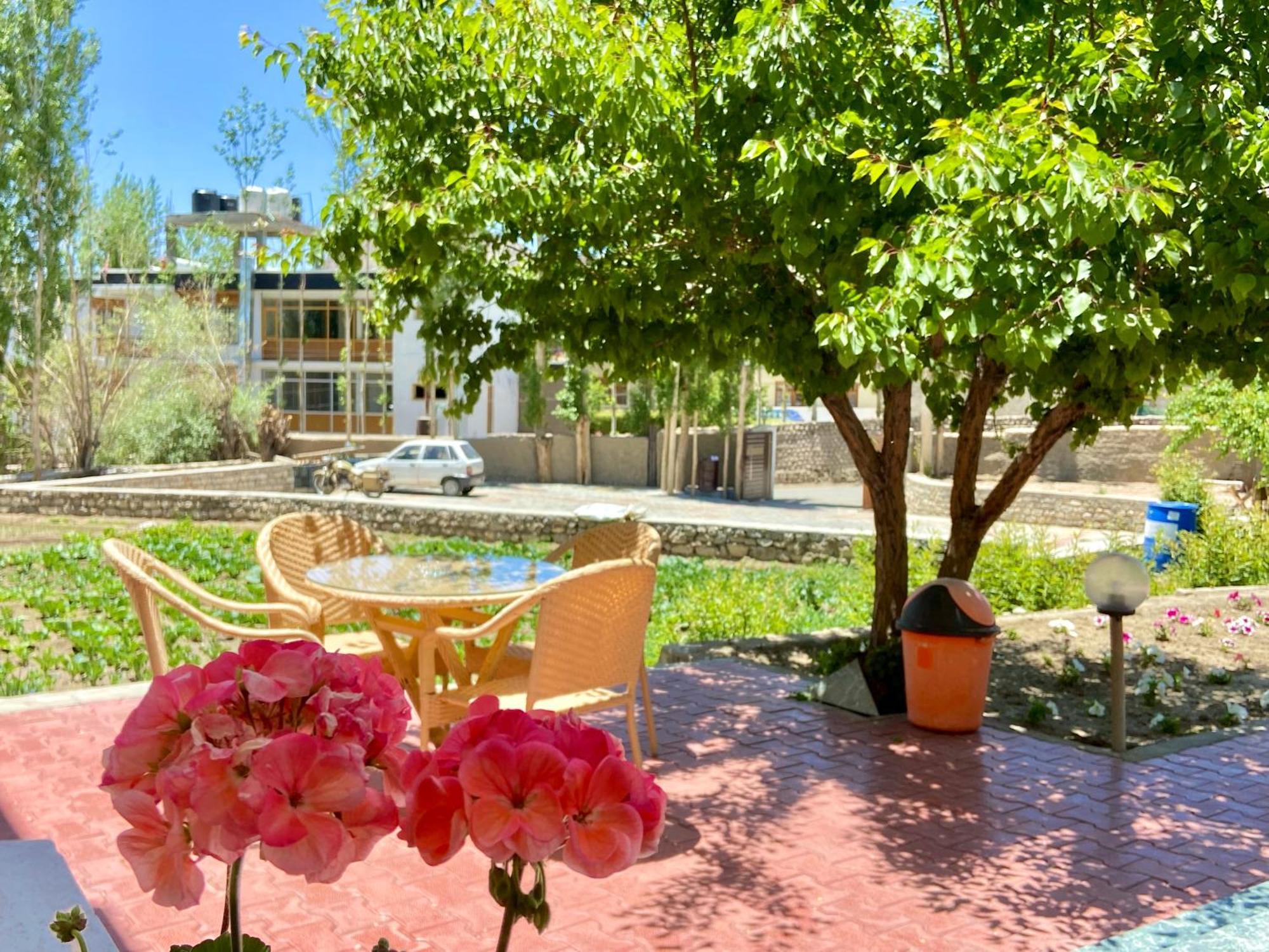 Hotel Palam Hills 레 외부 사진